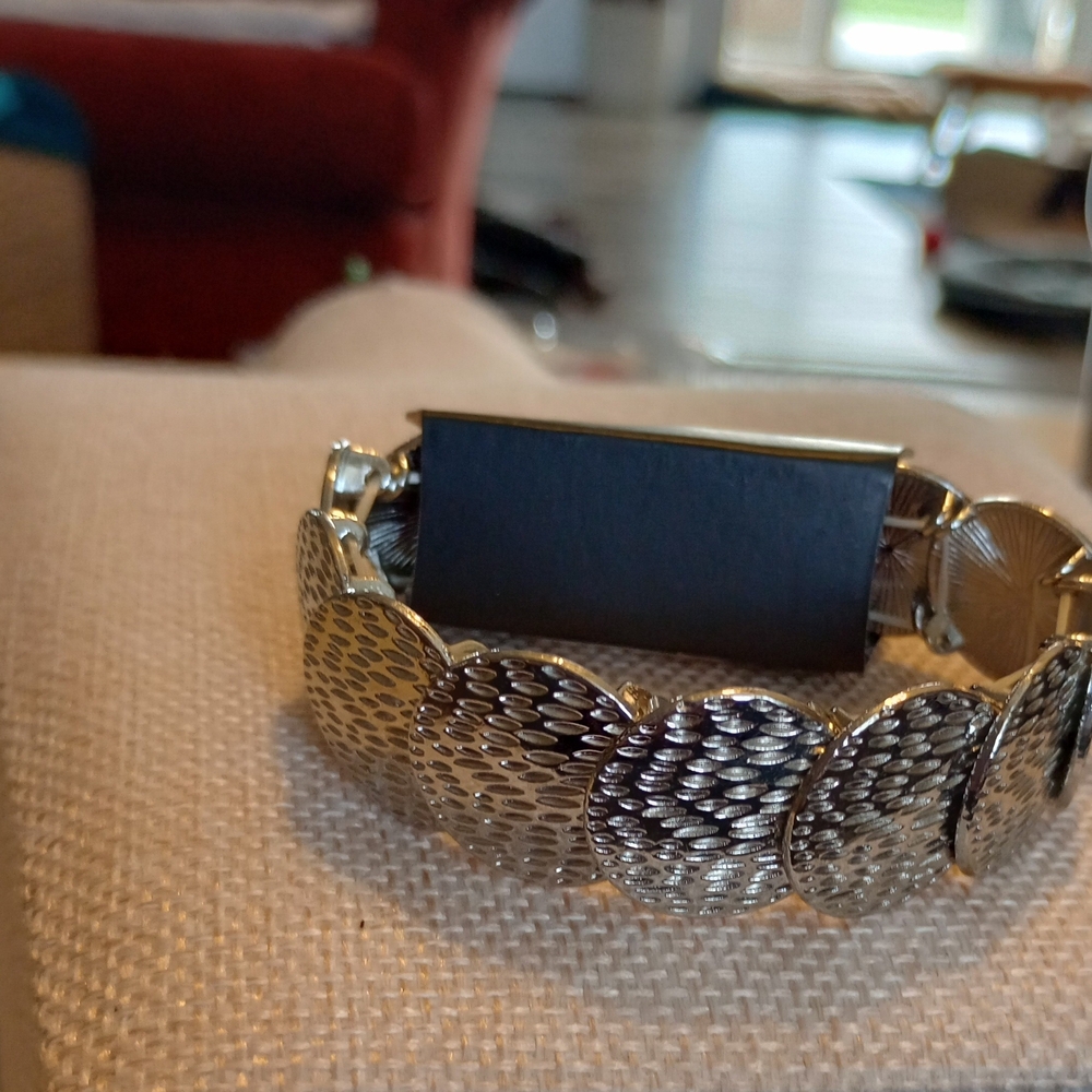Silver Stretch Bracelet with Textured Disks